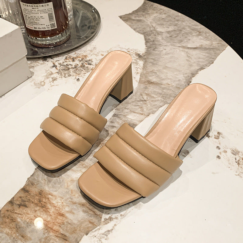 Graceful Orthopedic Sandals for Modern Look