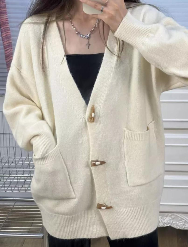 Gracefully Designed Cardigan