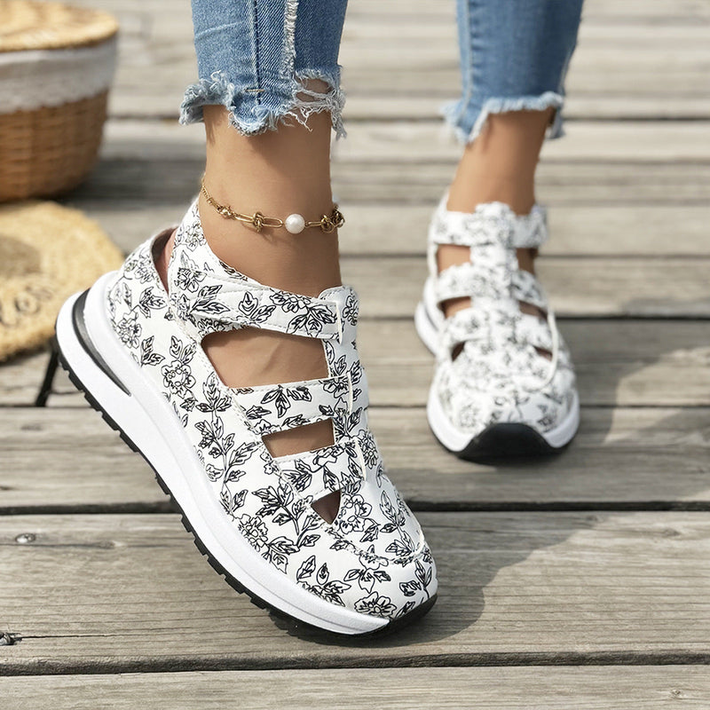 Graceful Orthopedic Sandals for Modern Look