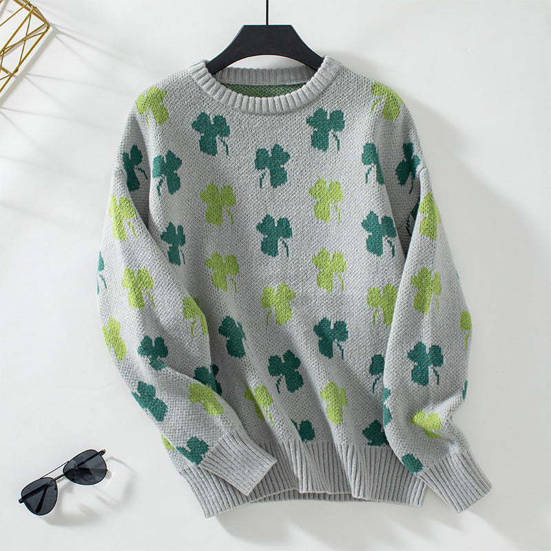 Elegantly Designed Pullover