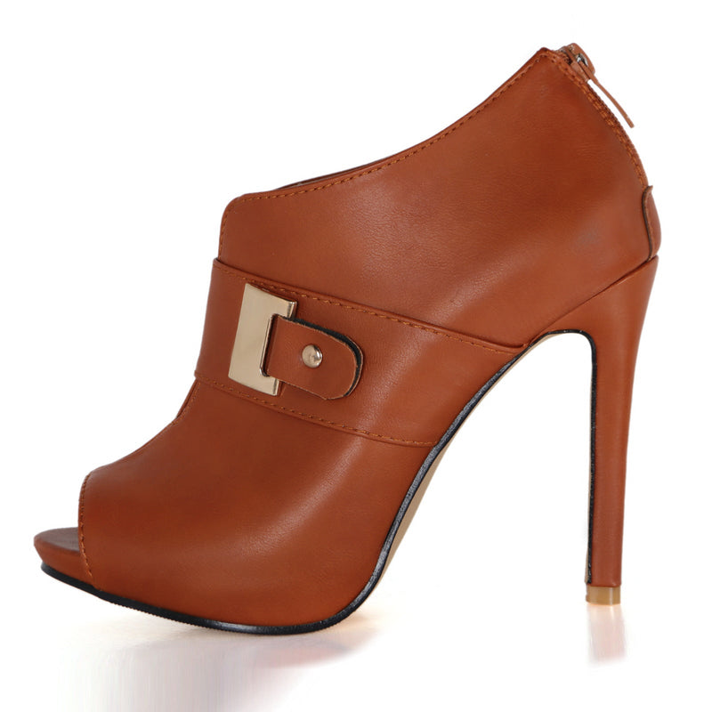 Classic Orthopedic Sandals with Timeless Style