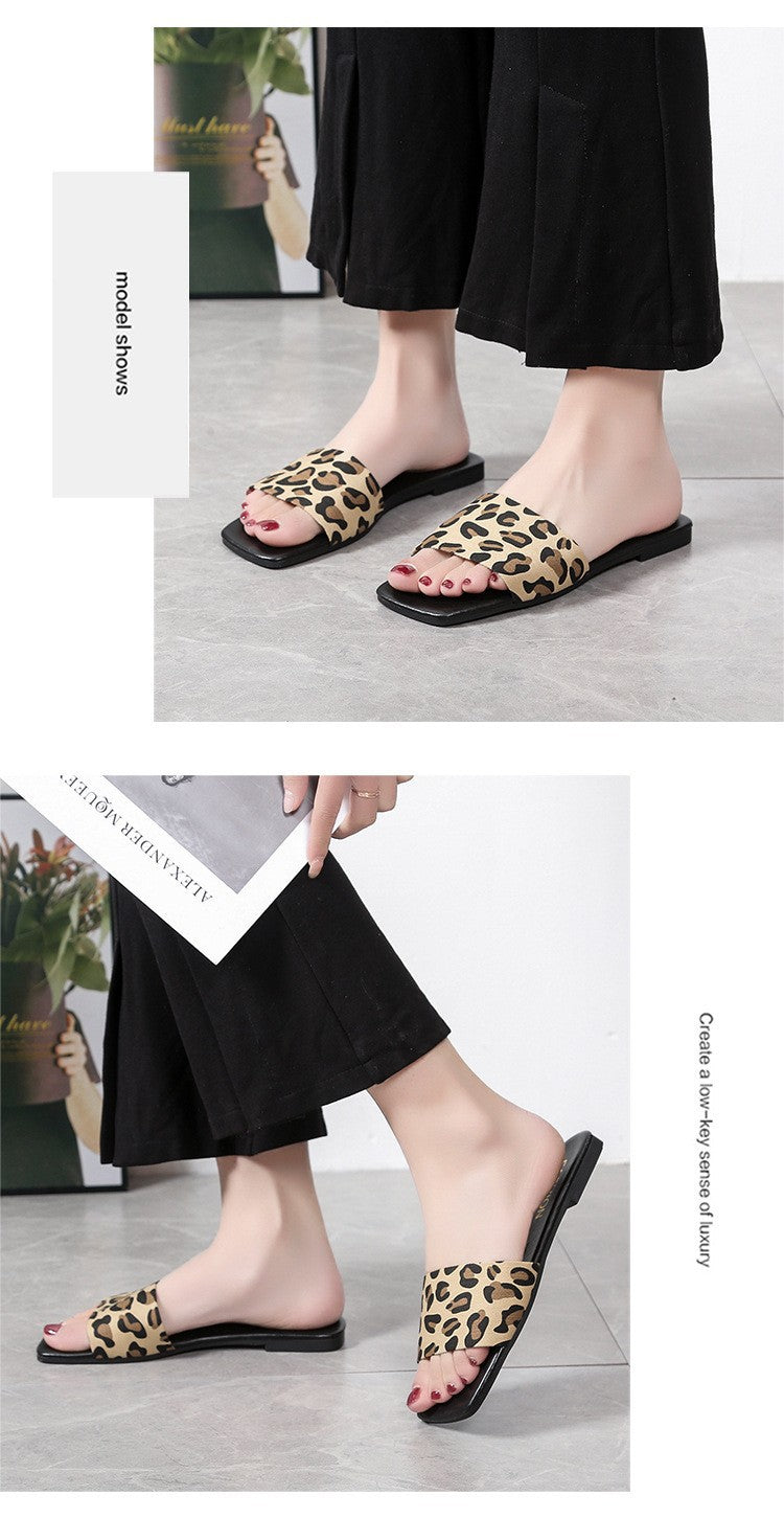 Graceful Orthopedic Sandals for Modern Look