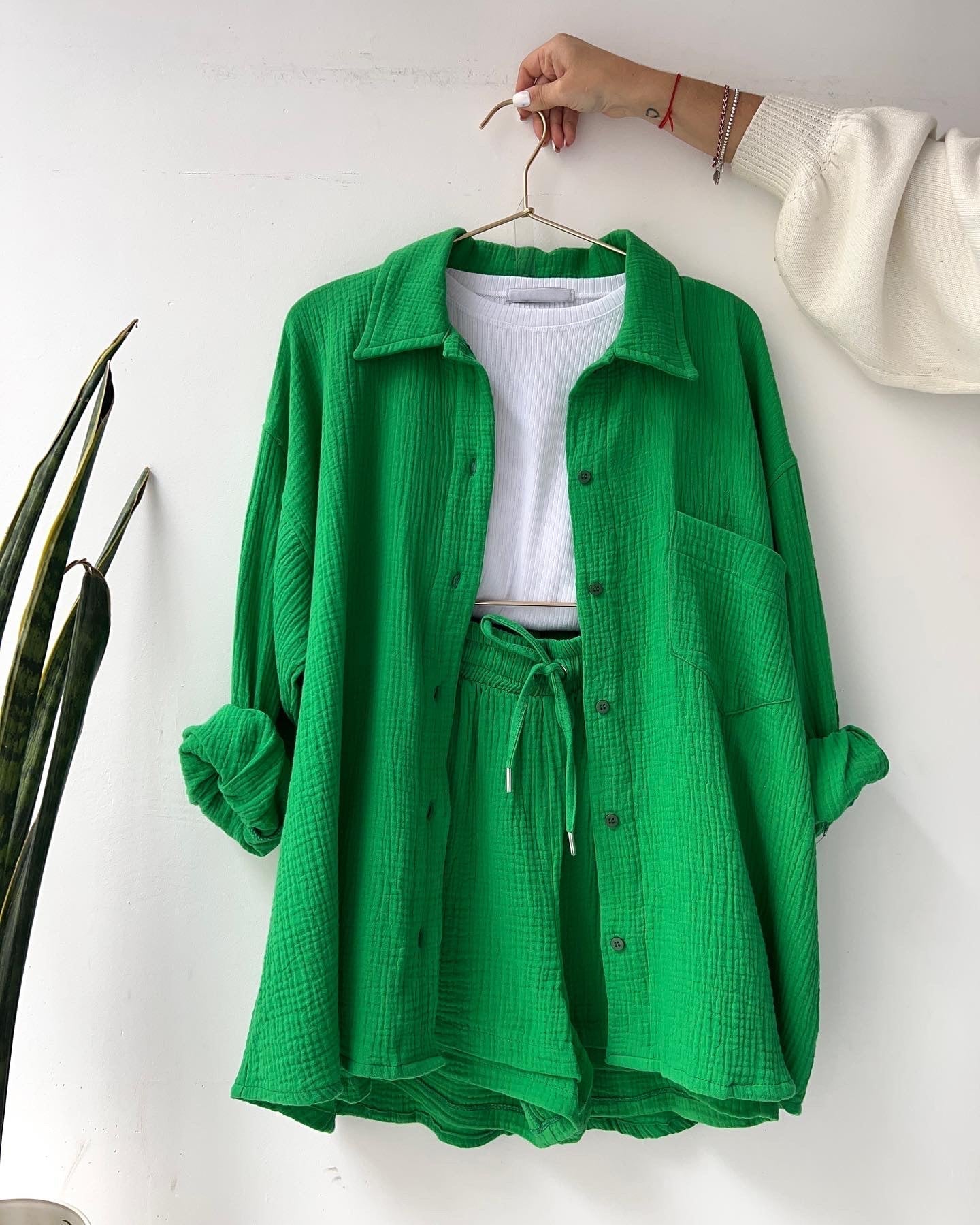 Timeless Vintage Style Shirt