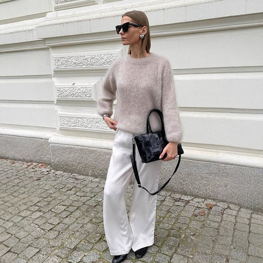 Elegantly Designed Pullover