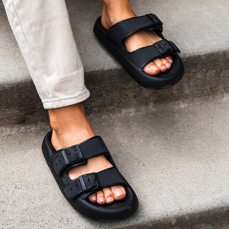 Graceful Orthopedic Sandals for Modern Look