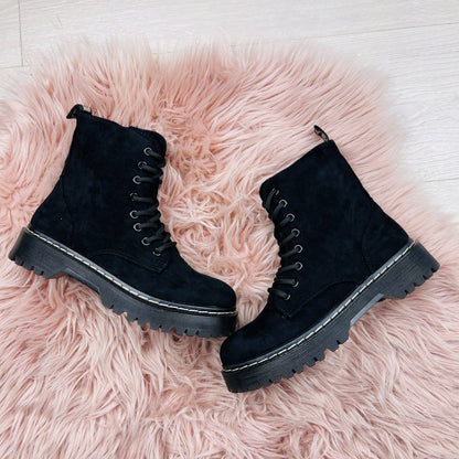 Beautifully Crafted Orthopedic Boots
