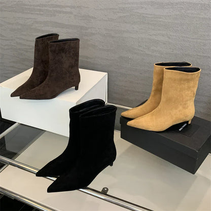 Graceful Orthopedic Boots for Modern Look