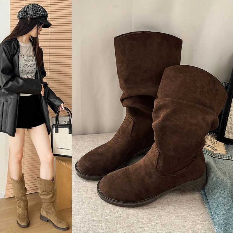 Graceful Orthopedic Boots for Modern Look