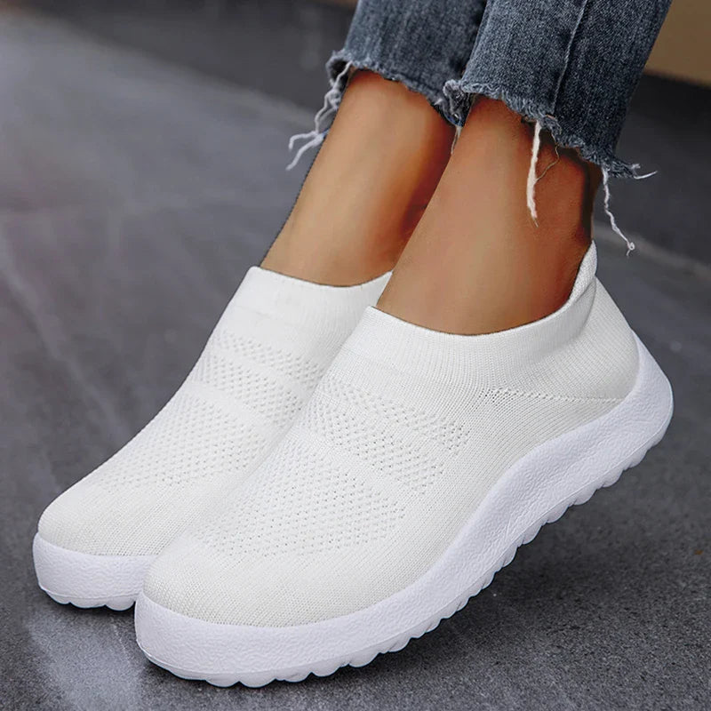Classic Orthopedic Sneakers with Timeless Style