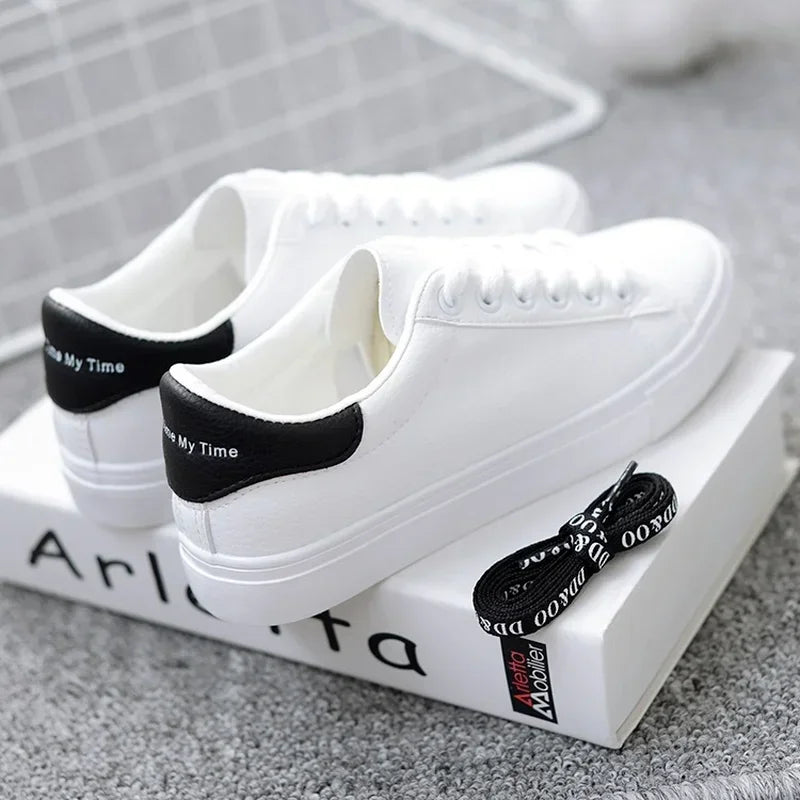 Classic Orthopedic Sneakers with Timeless Style