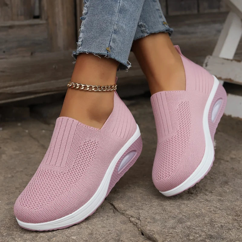 Classic Orthopedic Sneakers with Timeless Style