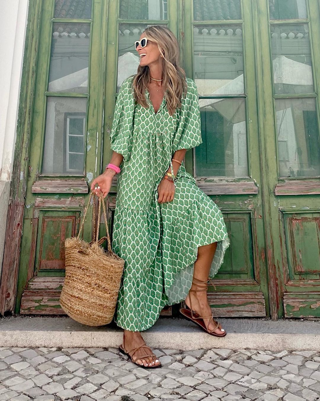 Green-white