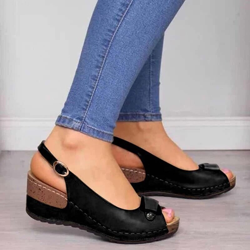 Chic Orthopedic Sandals with Unique Design