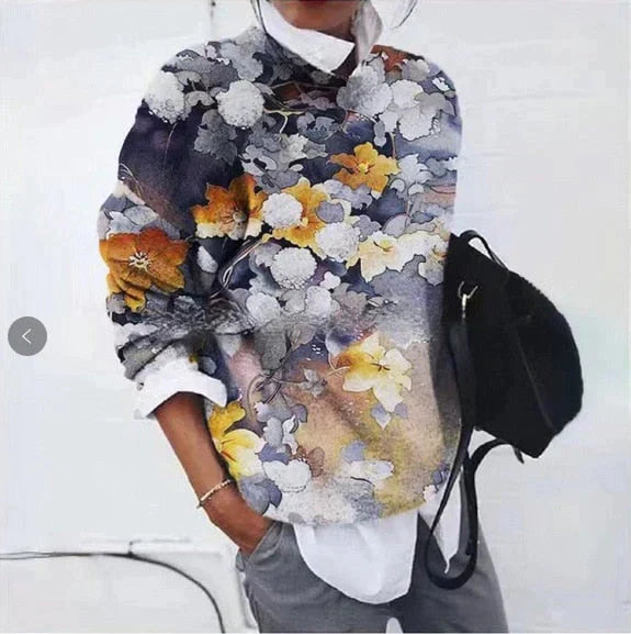 Elegantly Designed Pullover