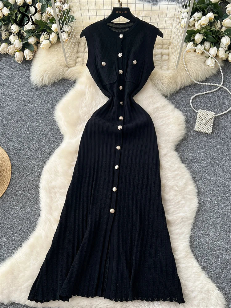 Timeless Vintage Style Dress