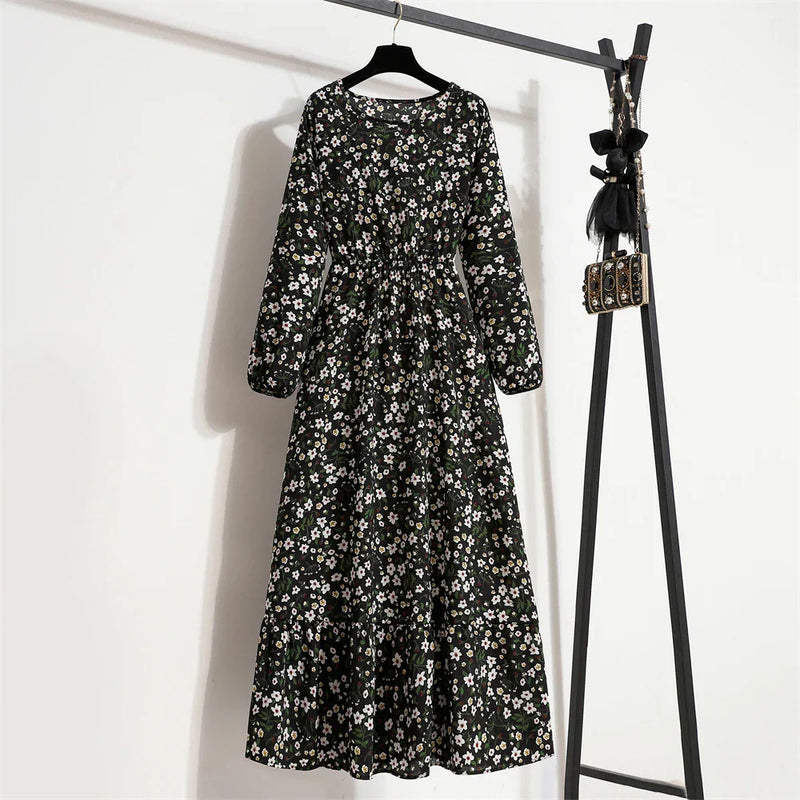 Timeless Vintage Style Dress