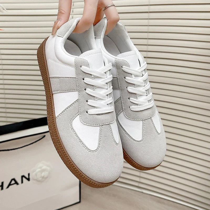 Classic Orthopedic Sneakers with Timeless Style