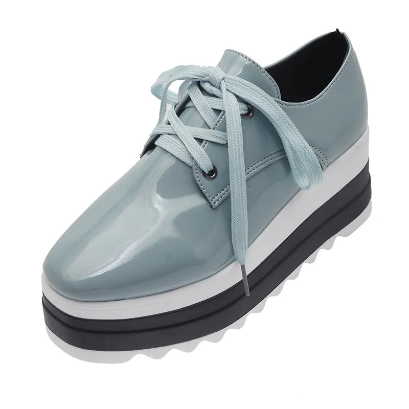 Graceful Orthopedic Sneakers for Modern Look