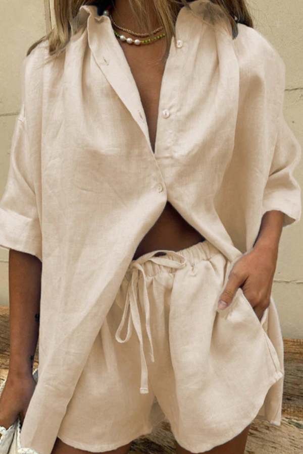 Timeless Vintage Style Blouse
