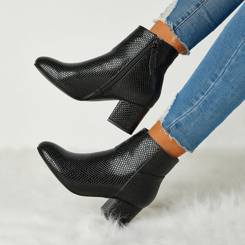 Graceful Orthopedic Boots for Modern Look