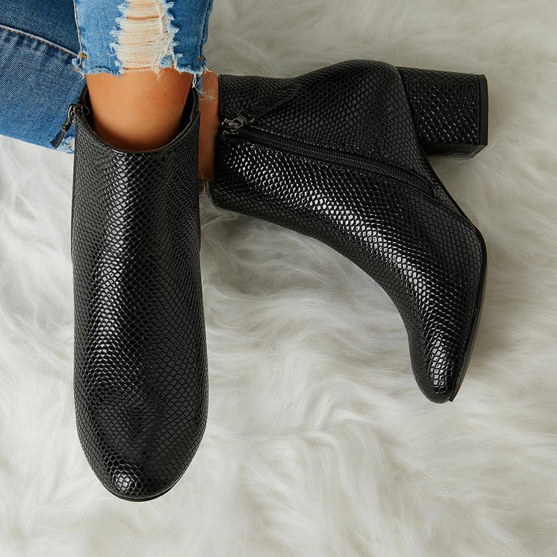 Graceful Orthopedic Boots for Modern Look