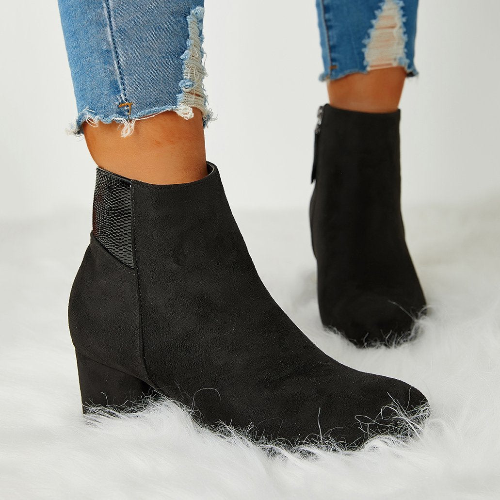 Graceful Orthopedic Boots for Modern Look