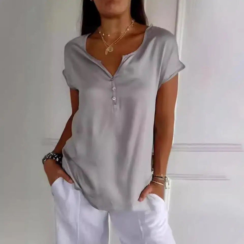 Timeless Vintage Style Blouse