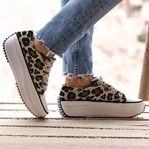 Comfortable Orthopedic Sneakers for Daily Wear