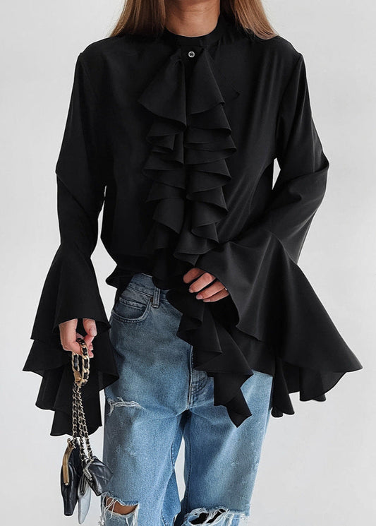 Sophisticated Blouse with a Clean Classic Look