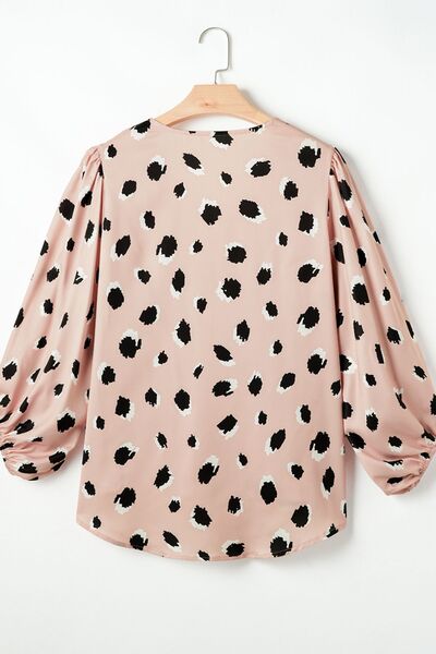 Timeless Vintage Style Blouse