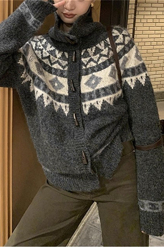 Elegantly Designed Cardigan