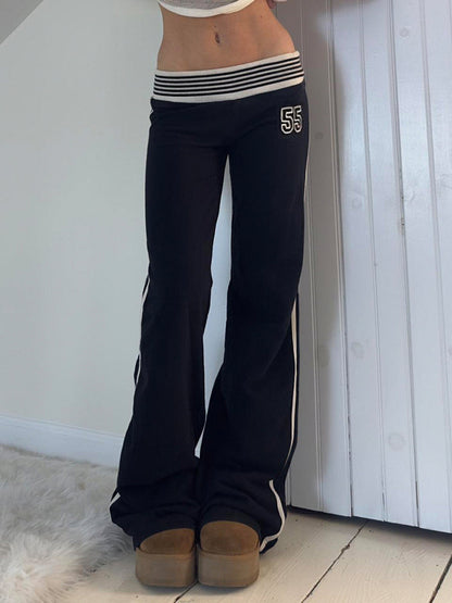 Classic Vintage Pants with a Flattering Fit