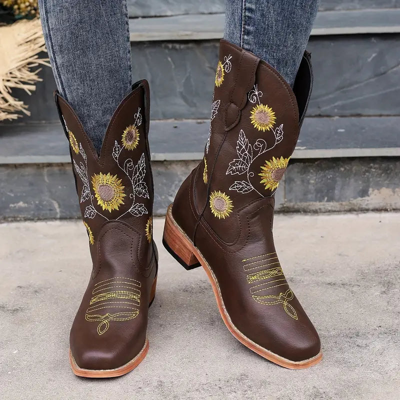 Graceful Orthopedic Boots for Modern Look