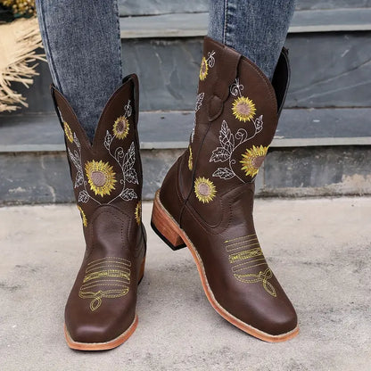 Graceful Orthopedic Boots for Modern Look