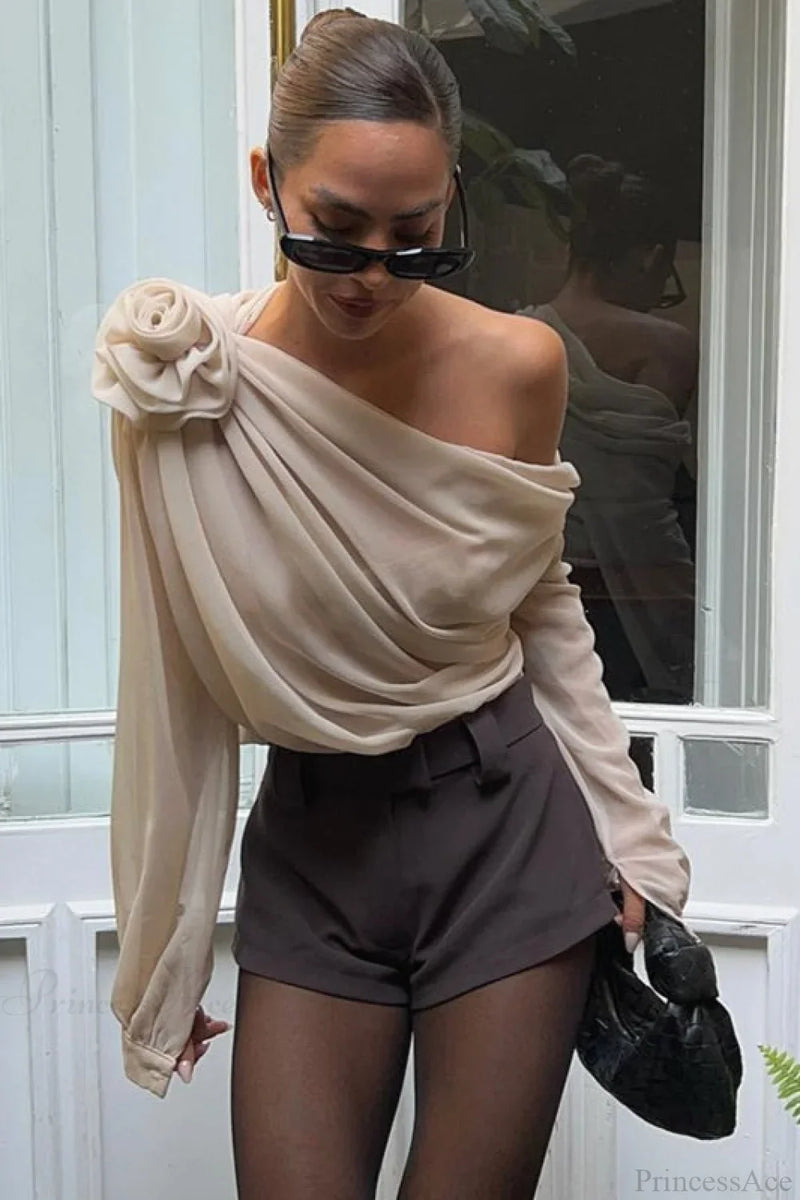 Timeless Vintage Style Blouse