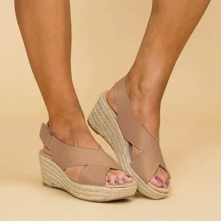 Chic Orthopedic Sandals with Unique Design
