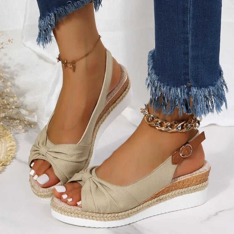 Graceful Orthopedic Sandals for Modern Look