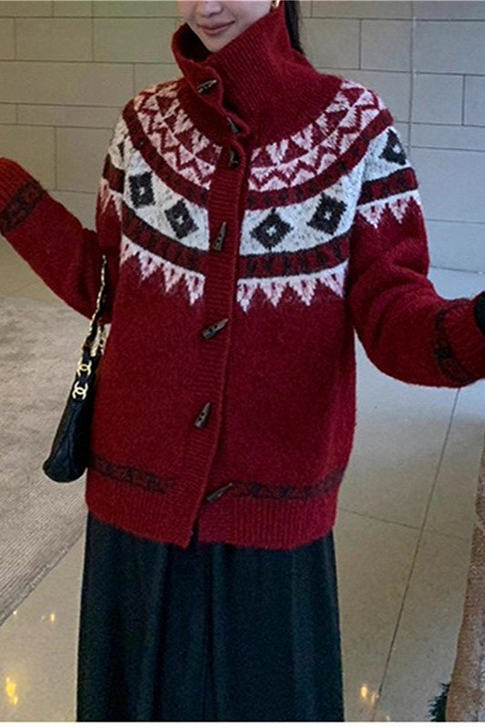 Elegantly Designed Cardigan