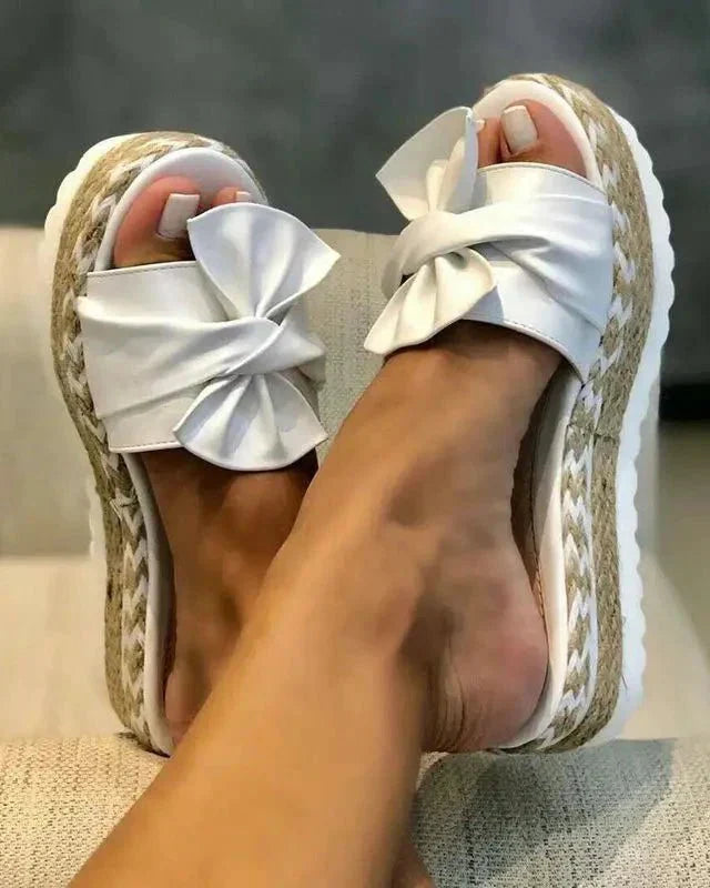 Chic Orthopedic Sandals with Unique Design