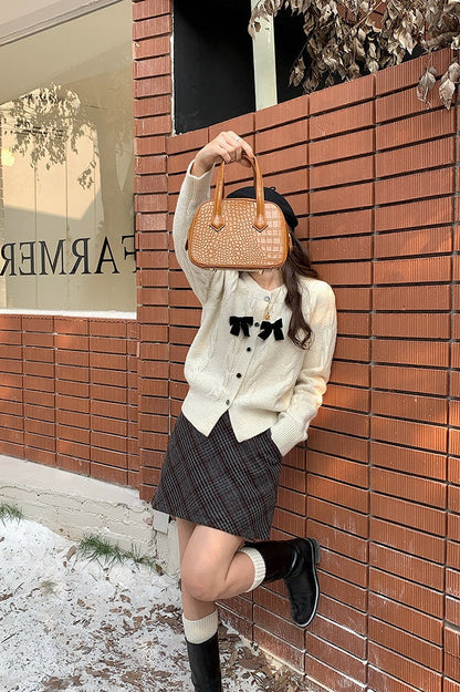 Gracefully Designed Cardigan