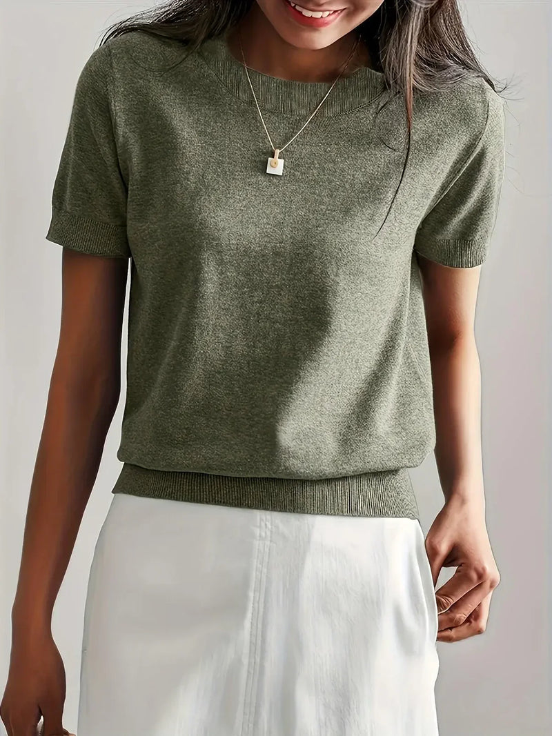 Elegantly Designed Pullover