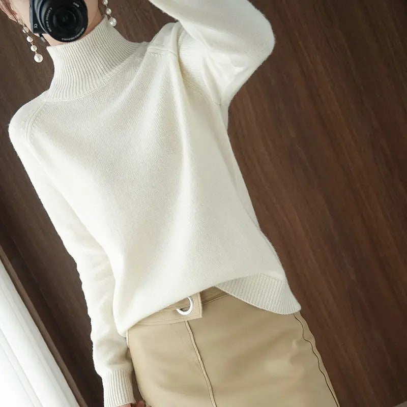 Elegantly Designed Pullover
