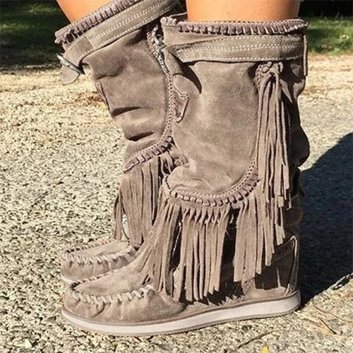 Graceful Orthopedic Boots for Modern Look