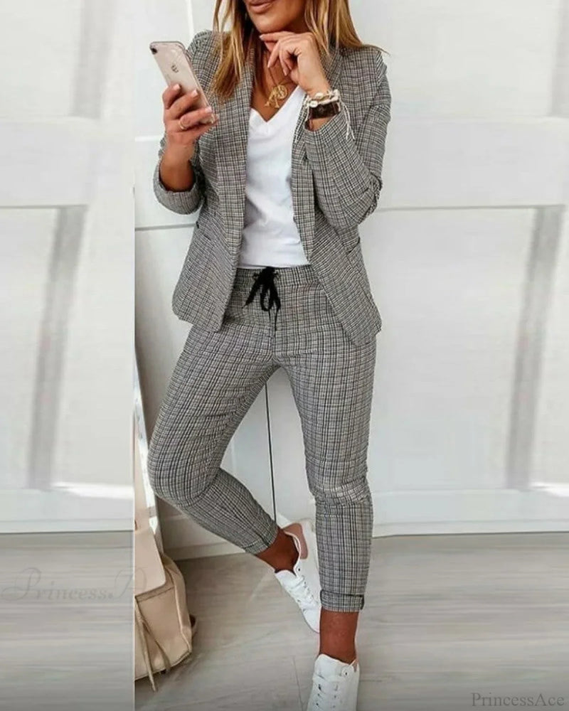 Timeless Vintage Style Garment