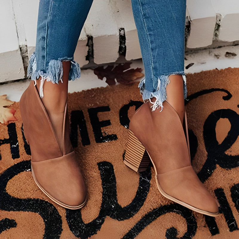 Graceful Orthopedic Boots for Modern Look