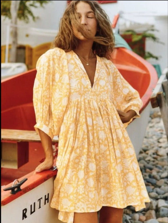 Timeless Vintage Style Dress