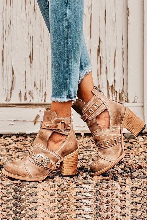 Graceful Orthopedic Boots for Modern Look