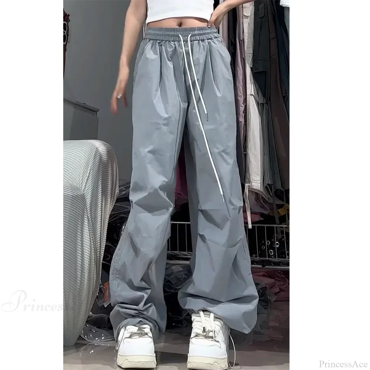 GRAY