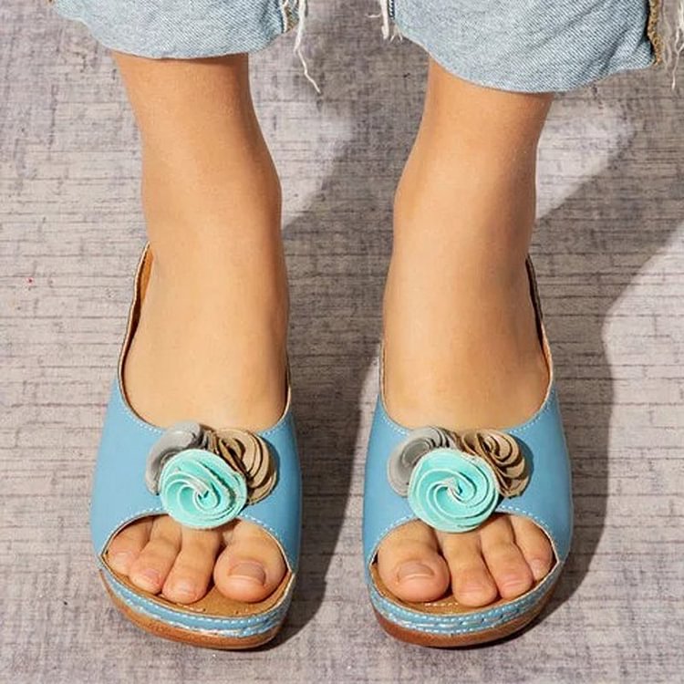 Classic Orthopedic Sandals with Timeless Style
