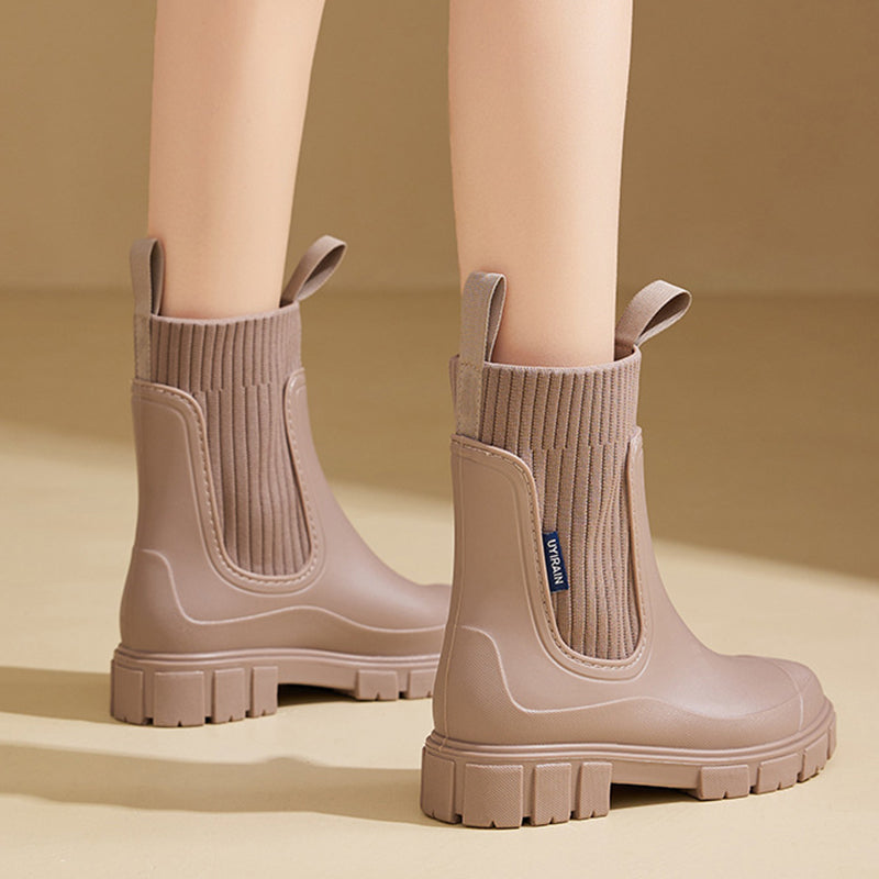 Graceful Orthopedic Boots for Modern Look